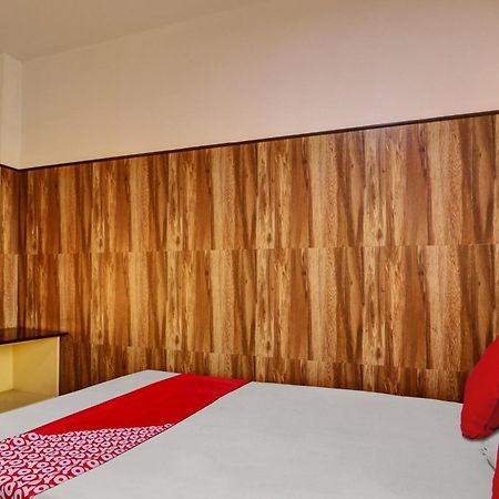 Oyo Flagship Amman Lodge Chennimalai Extérieur photo